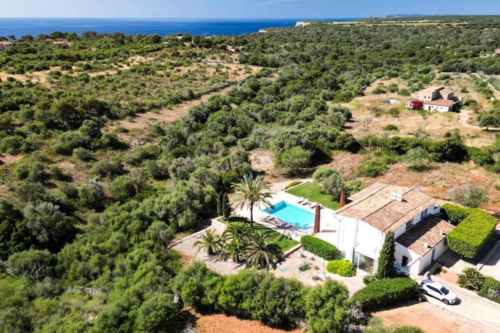 Casa De La Luz Villa Cala Llombards Exteriör bild